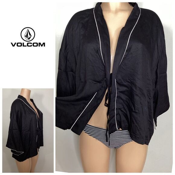 New. Volcom black kimono top. Small. Retails $129 - Picture 10 of 10